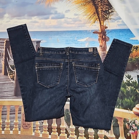 Democracy Ab Technology Jeans Size 2 - Picture 5 of 5